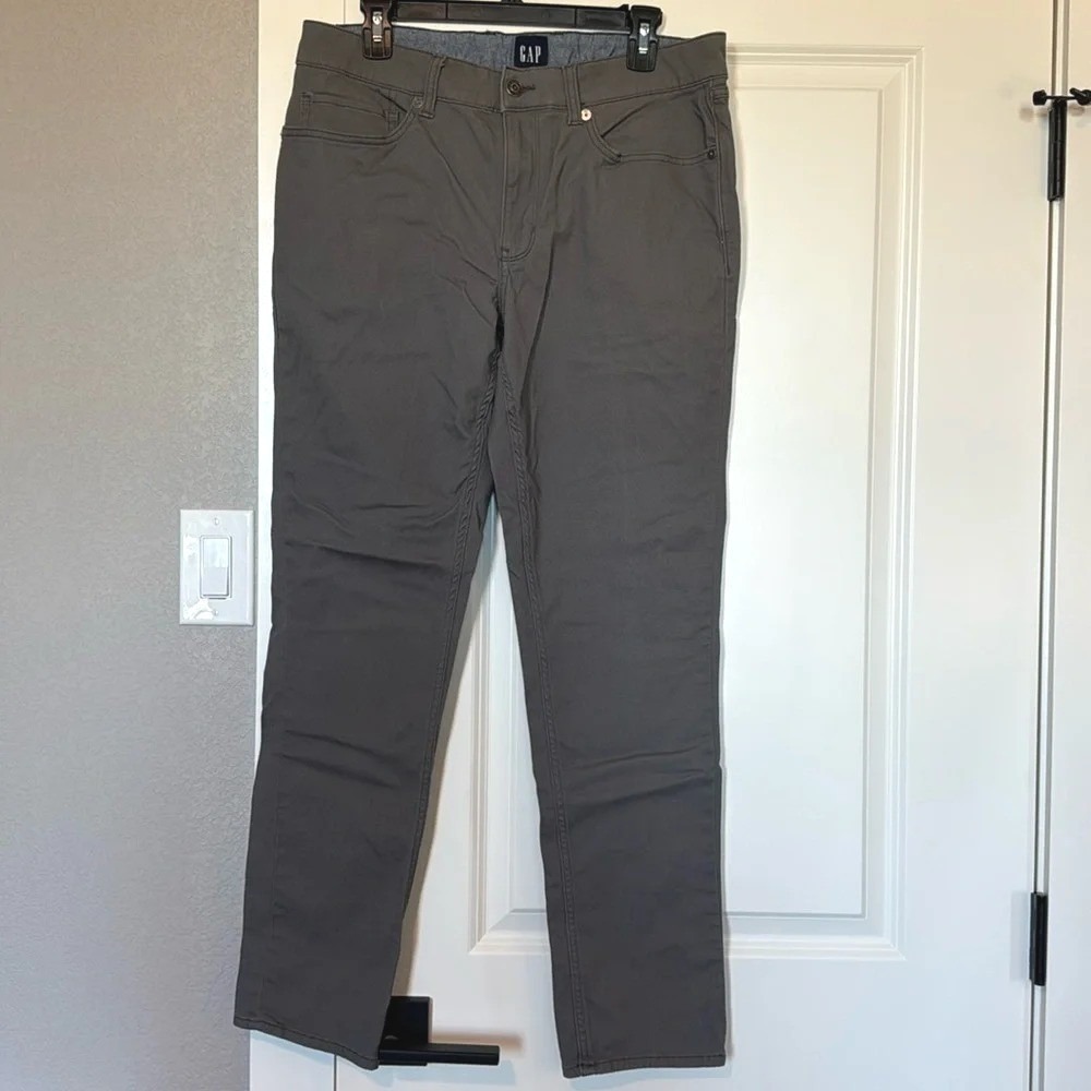 GAP Men Charcoal Gray Straight Fit Chinos Pants Size 32x32